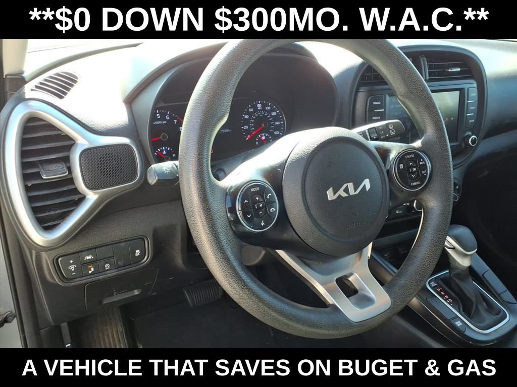 Used 2022 Kia Soul LX w/ Technology Package FWD image 16