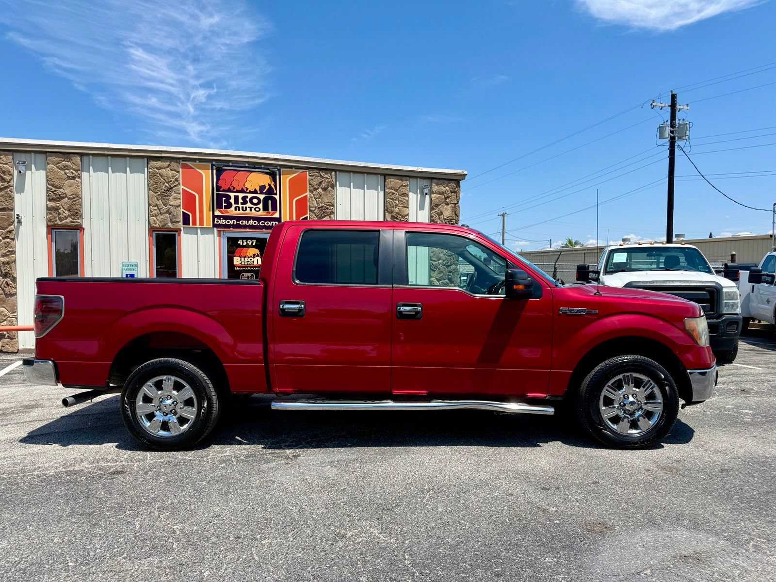 Used 2010 Ford F150 XLT RWD image 2