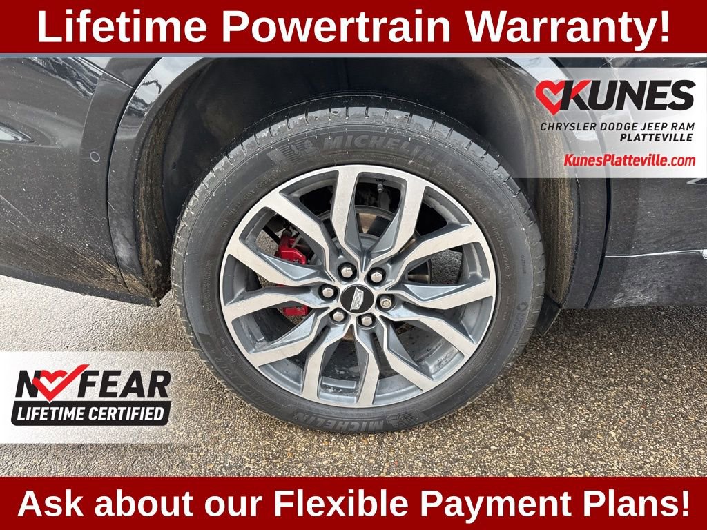 Used 2024 Cadillac XT6 Sport w/ Technology Package AWD/4WD image 13