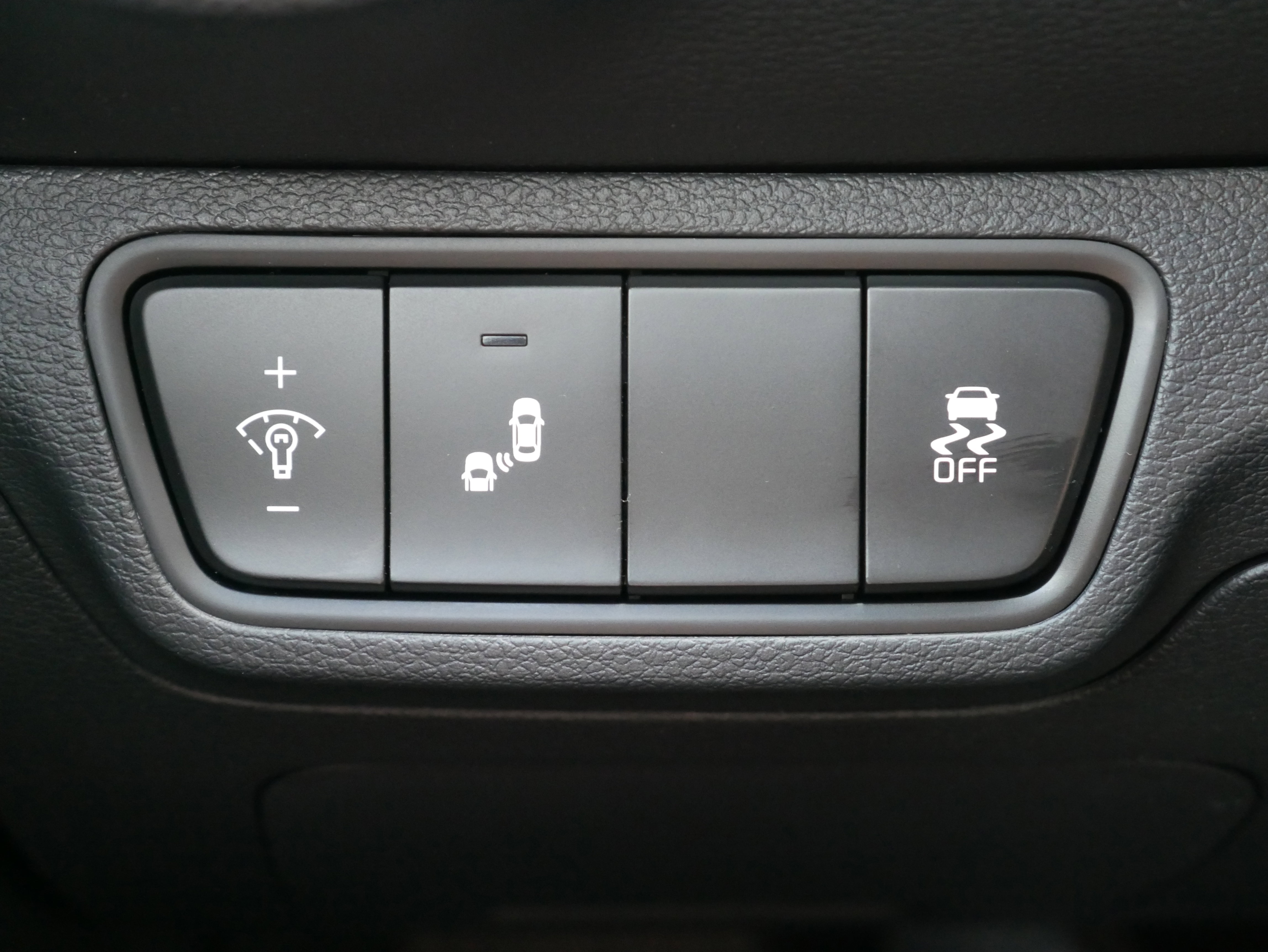 Certified 2023 Kia Forte LXS w/ LXS Technology Package image 27