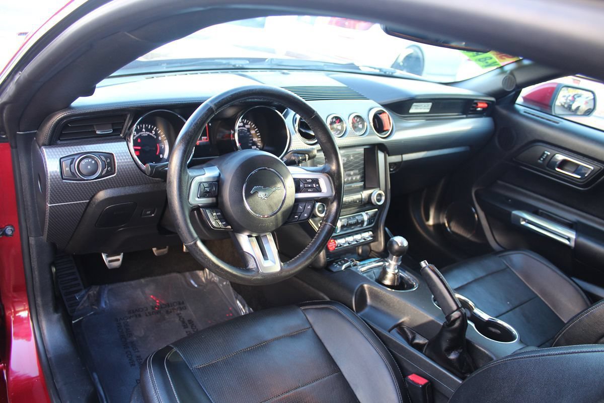 Used 2015 Ford Mustang GT Premium w/ GT Performance Package RWD image 18
