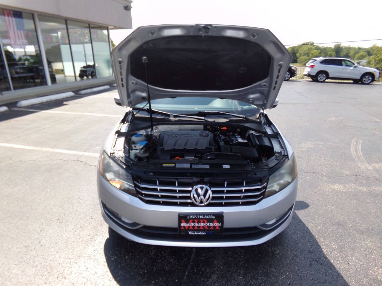 Used 2013 Volkswagen Passat TDI SEL Premium FWD image 32