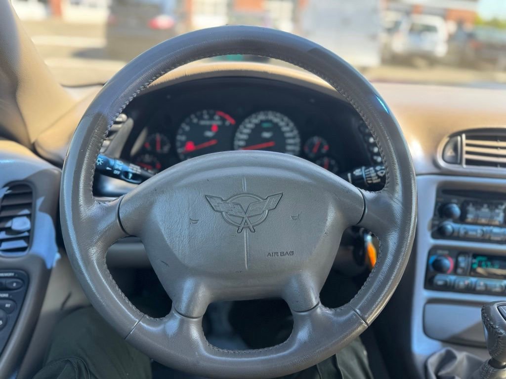 Used 2003 Chevrolet Corvette Convertible w/ Preferred Equipment Group1 RWD image 25