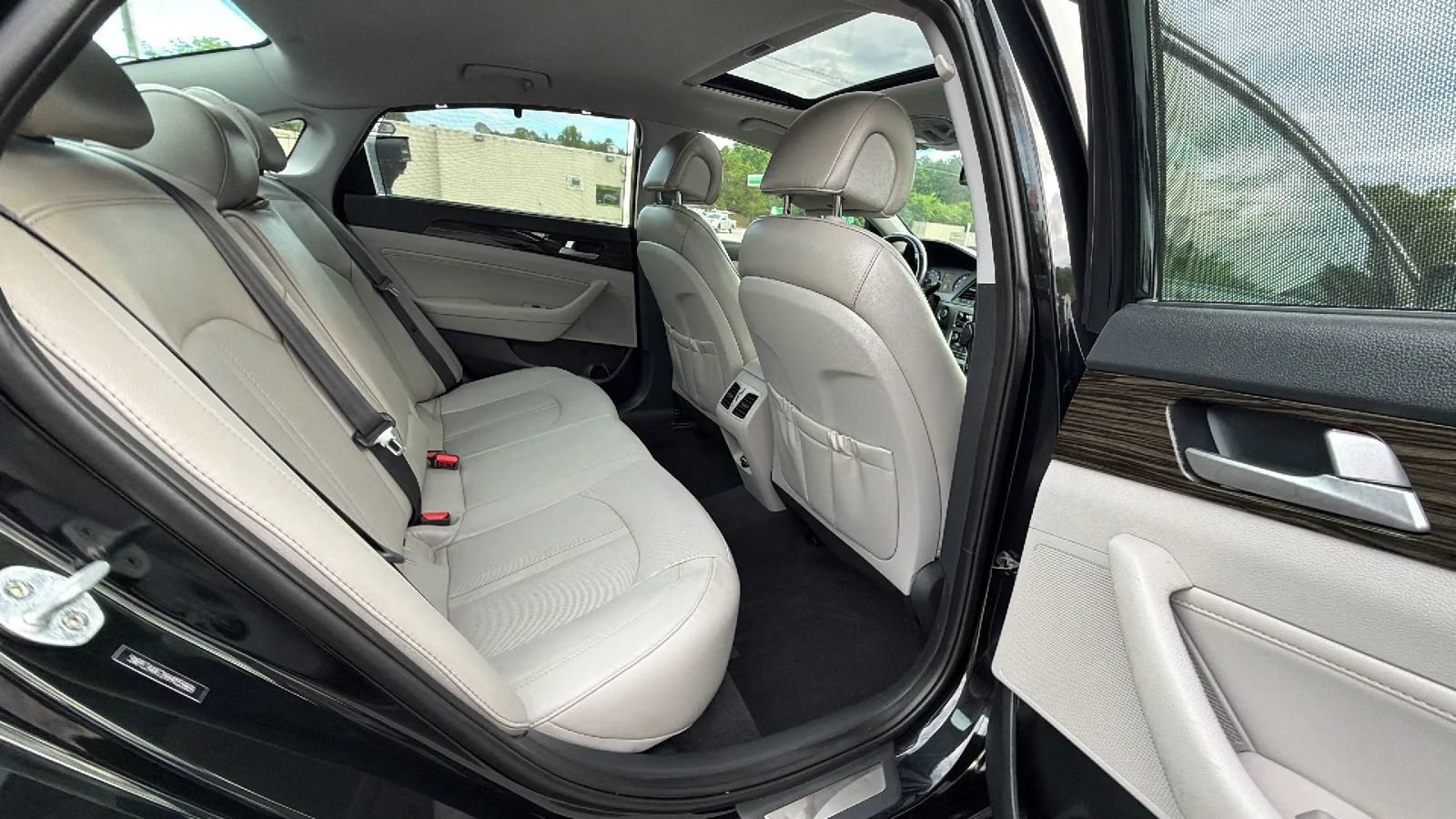 Used 2017 Hyundai Sonata Limited w/ Tech Package 03 FWD image 47