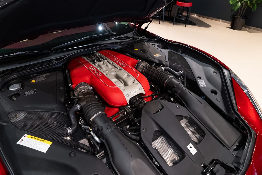 Certified 2022 Ferrari 812 GTS RWD image 15