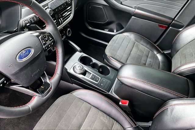 Used 2022 Ford Escape SEL w/ SEL Stealth AWD Package image 14