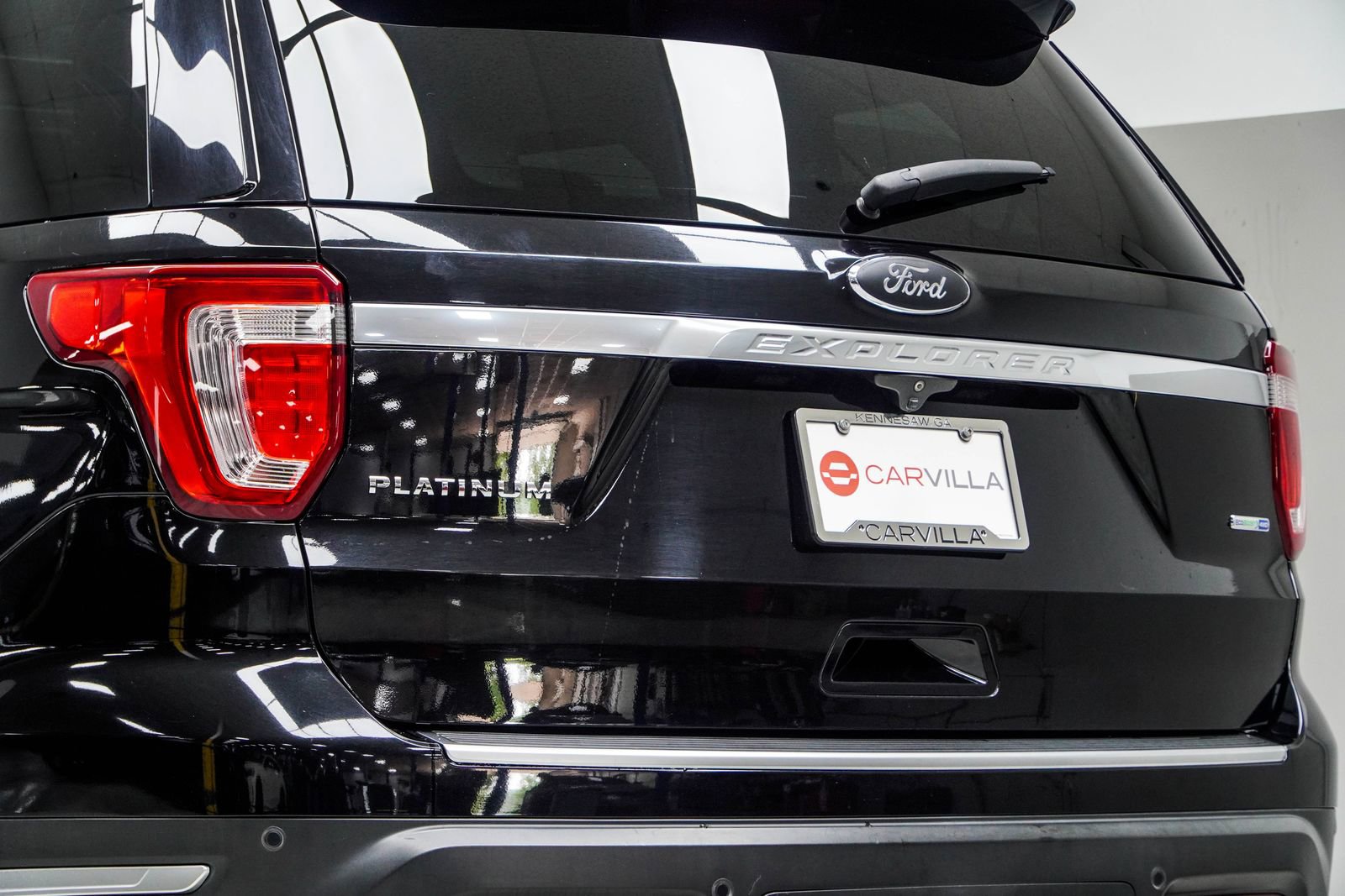 Used 2018 Ford Explorer Platinum AWD/4WD image 13