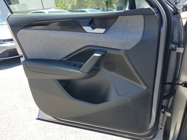 Certified 2025 Volkswagen Tiguan S FWD image 29