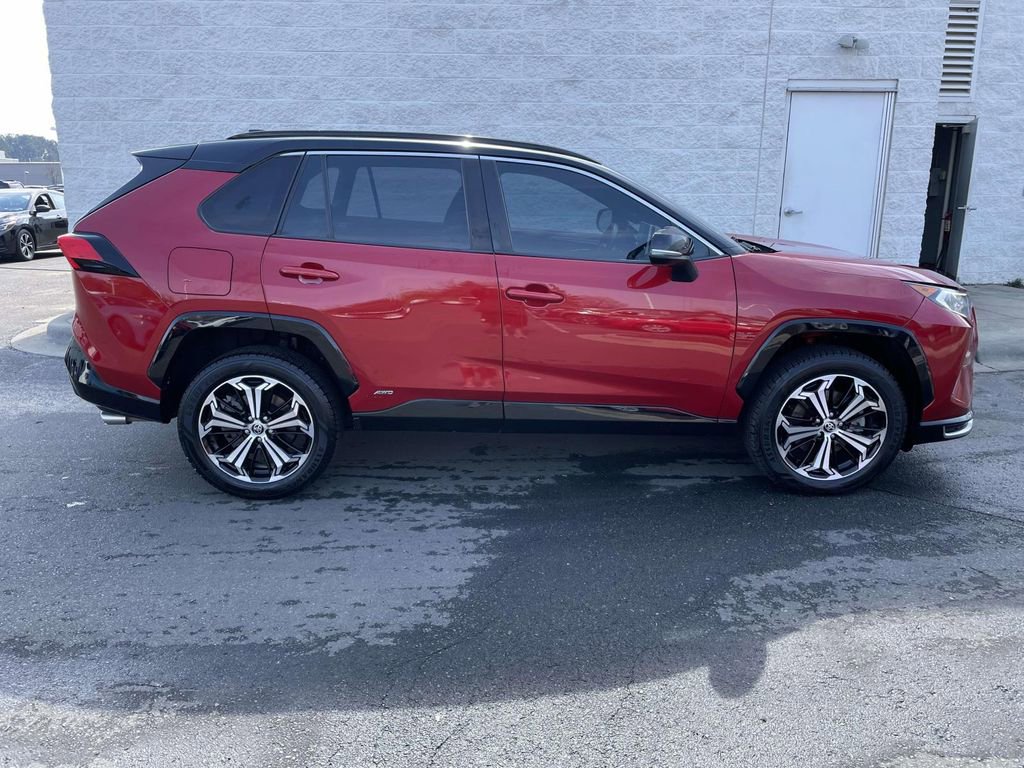 Used 2021 Toyota RAV4 XSE w/ Weather Package image 11