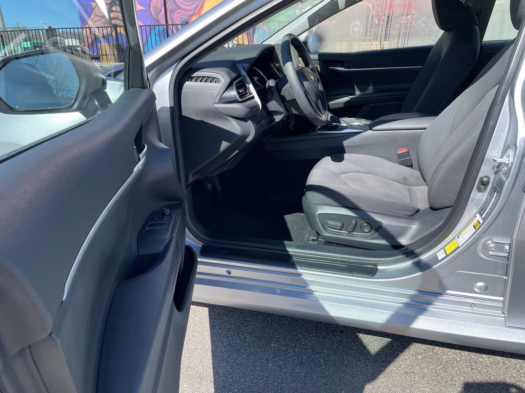 Certified 2023 Toyota Camry LE FWD image 14