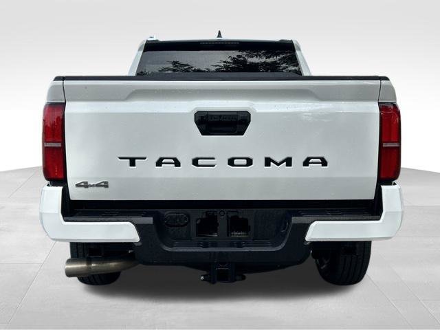 Certified 2026 Toyota Tacoma SR5 AWD/4WD image 4