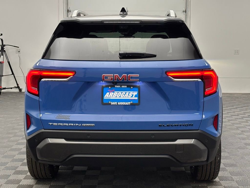 New 2026 GMC Terrain Elevation w/ Elevation Premium Package image 9