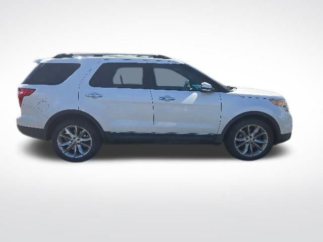 Used 2014 Ford Explorer Limited w/ Equipment Group 301A FWD image 7