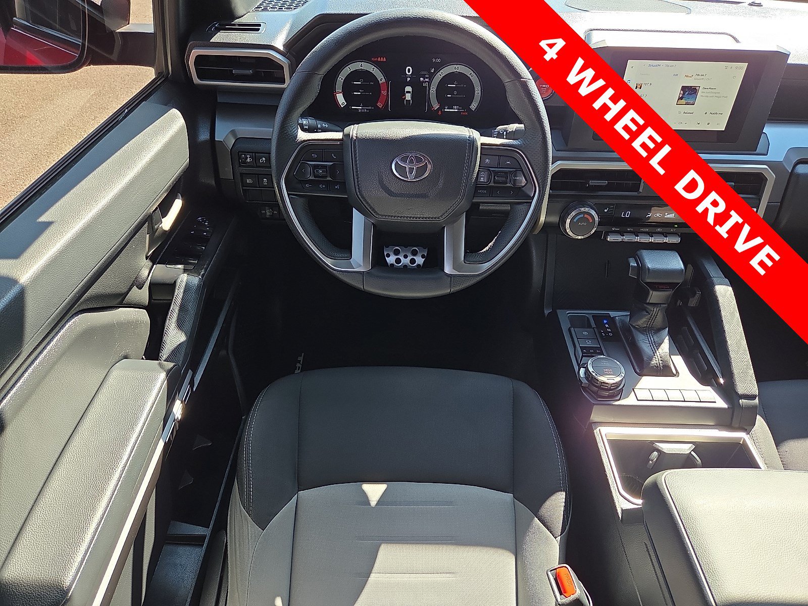 Used 2025 Toyota Tacoma TRD Sport AWD/4WD image 11