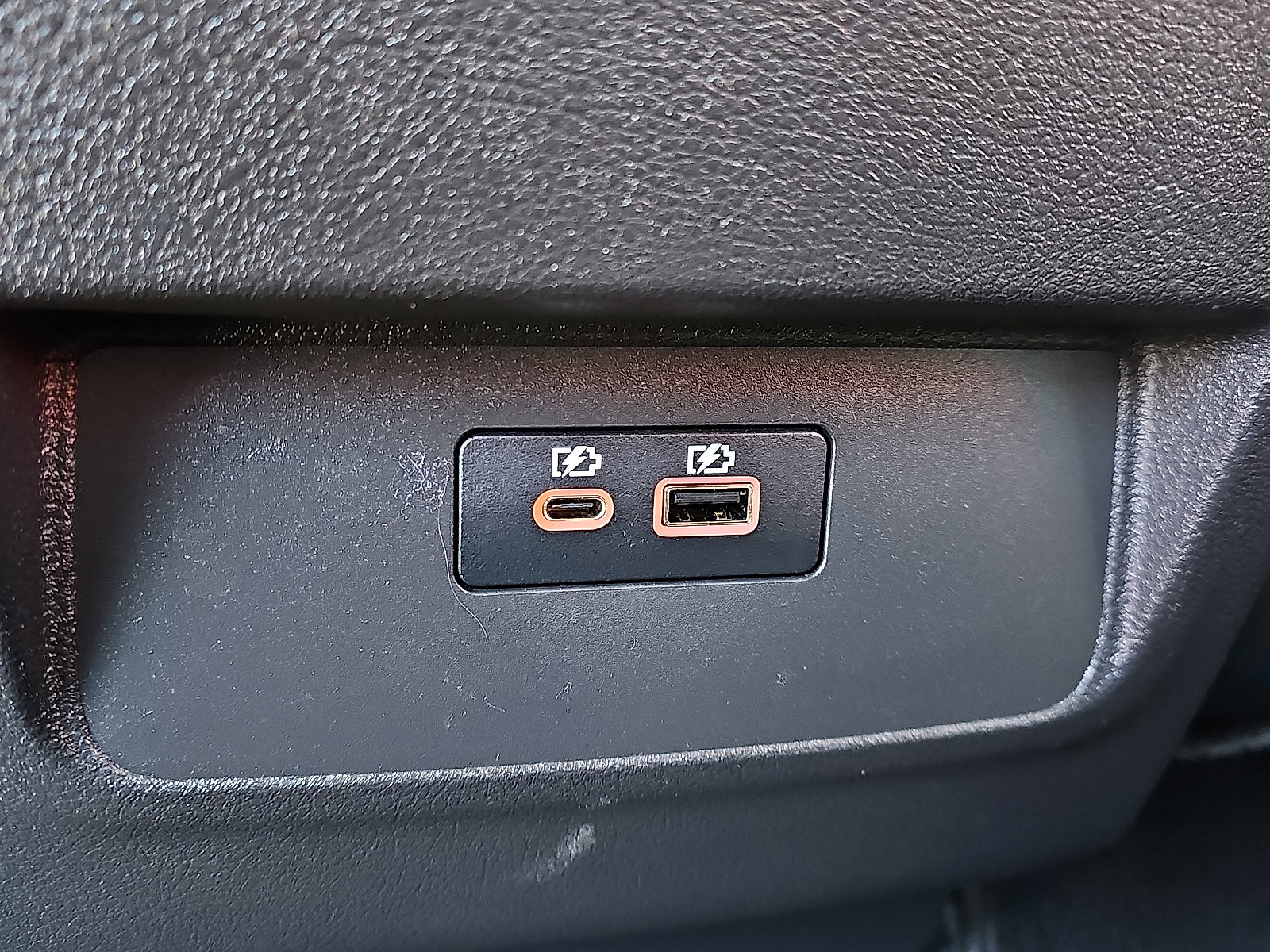 Certified 2024 Nissan Frontier SV w/ Technology Package image 11