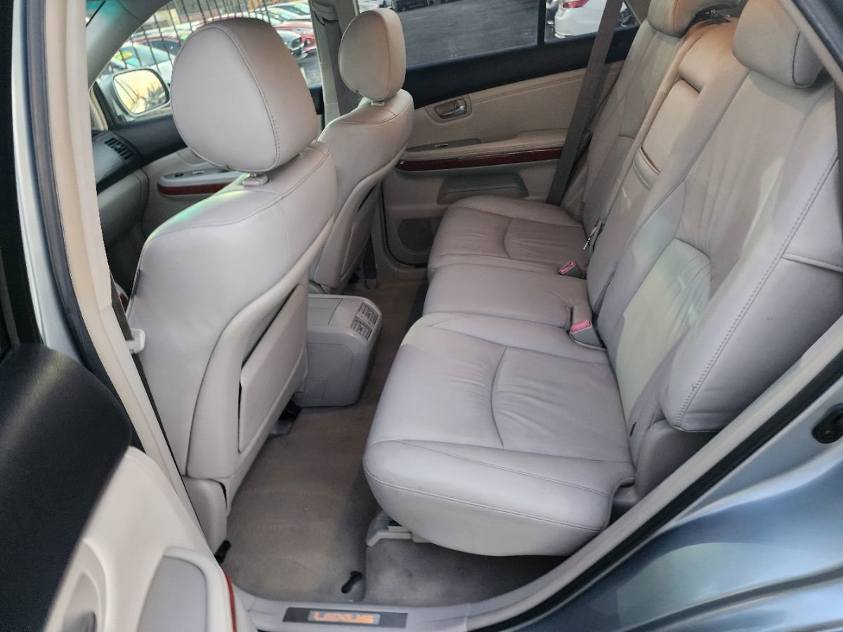 Used 2004 Lexus RX 330 image 9