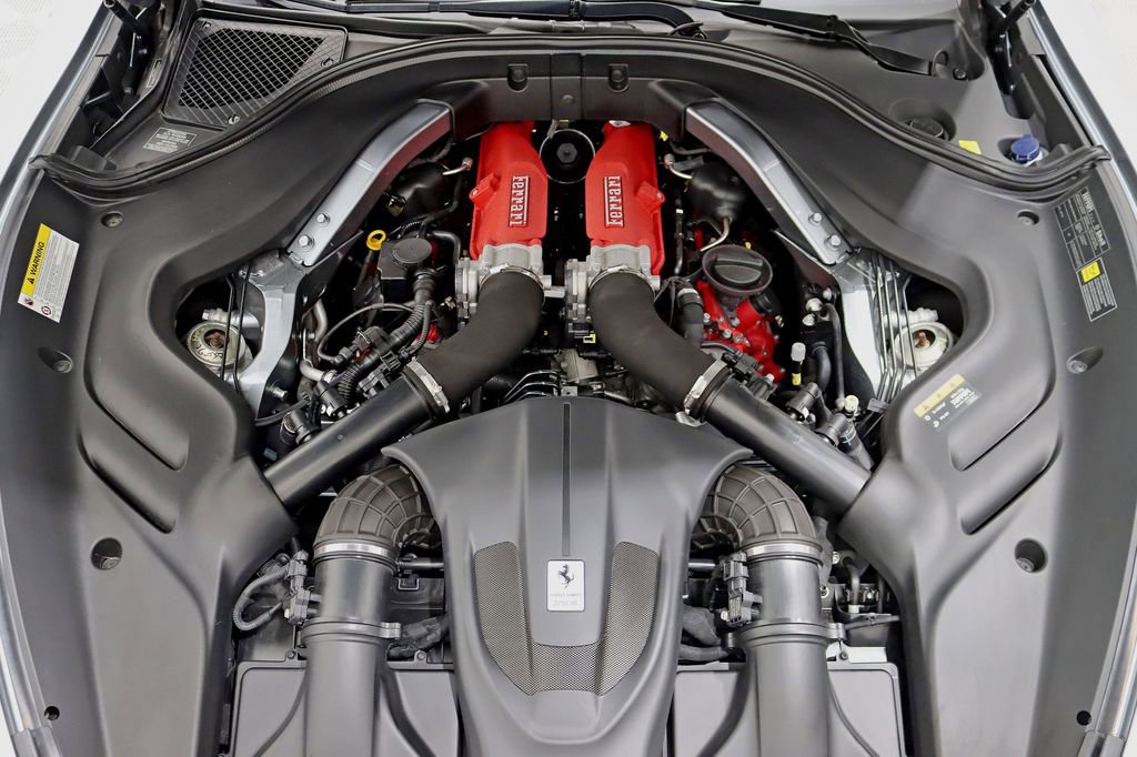 Used 2022 Ferrari Roma RWD image 47