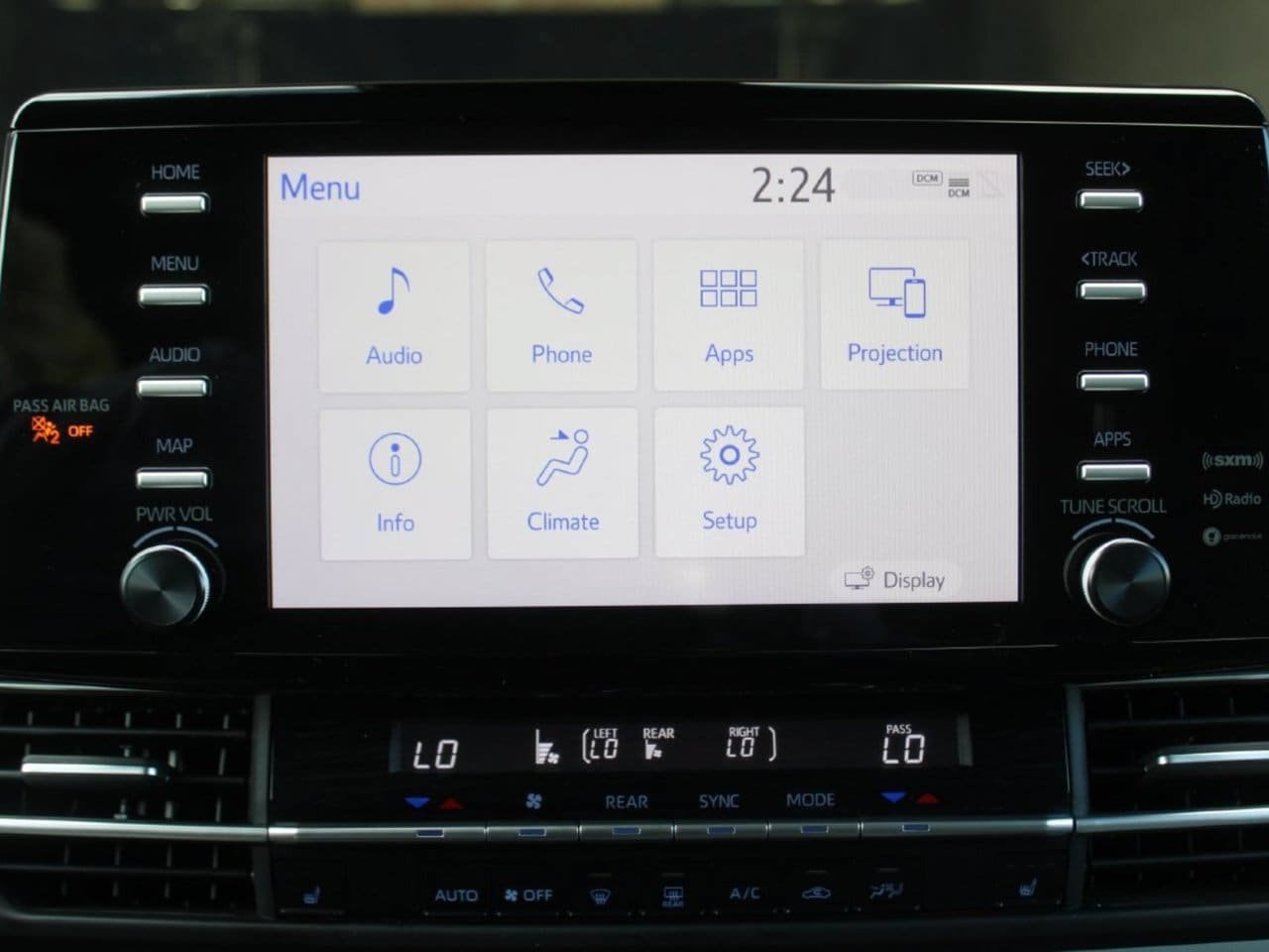 Used 2024 Toyota Sienna XLE FWD image 20
