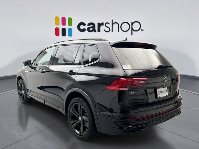 Used 2024 Volkswagen Tiguan SE R-Line AWD/4WD image 3