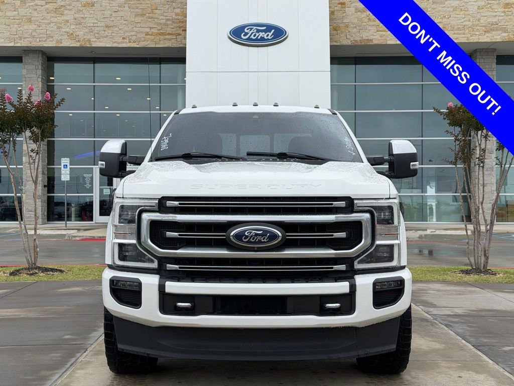 Used 2020 Ford F250 Platinum w/ FX4 Off-Road Package AWD/4WD image 2