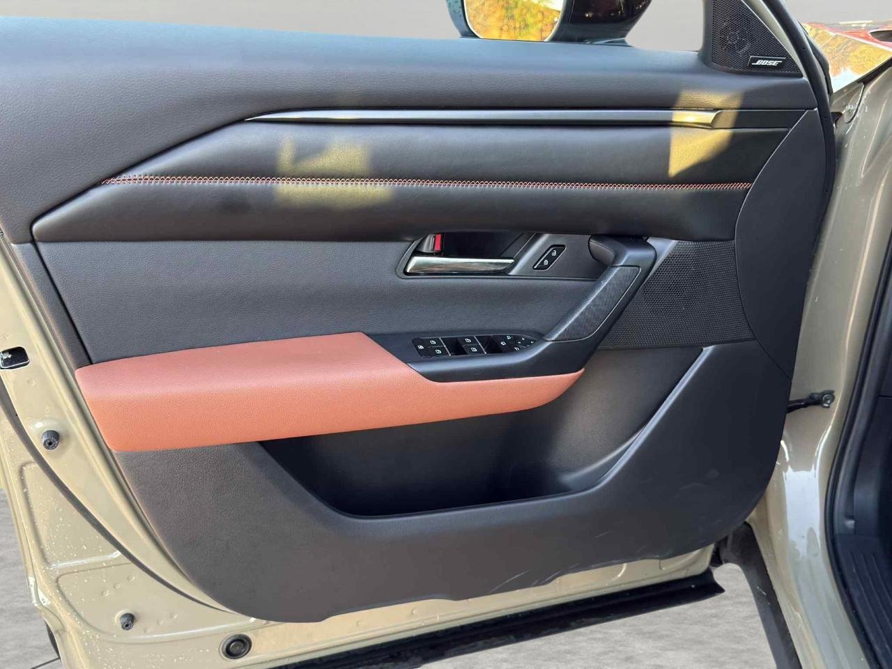 Used 2025 MAZDA CX-50 2.5 Turbo w/ Weather Package image 8