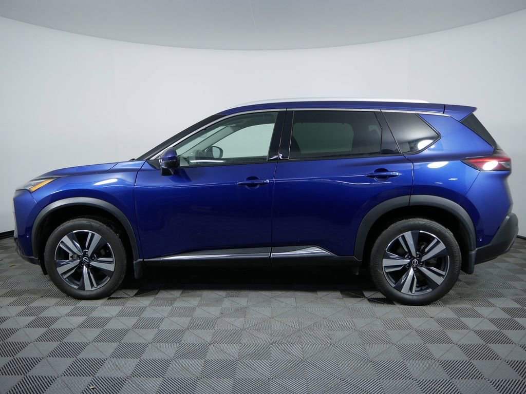 Used 2022 Nissan Rogue SL w/ SL Premium Package image 5