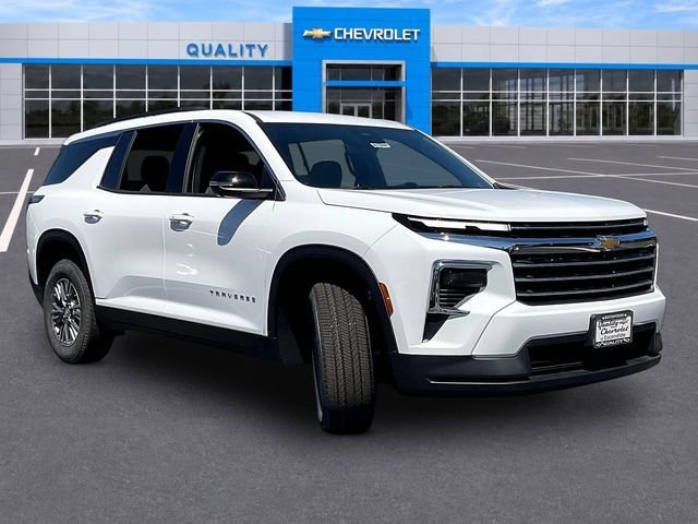 New 2026 Chevrolet Traverse LT w/ Driver Confidence Package FWD image 1