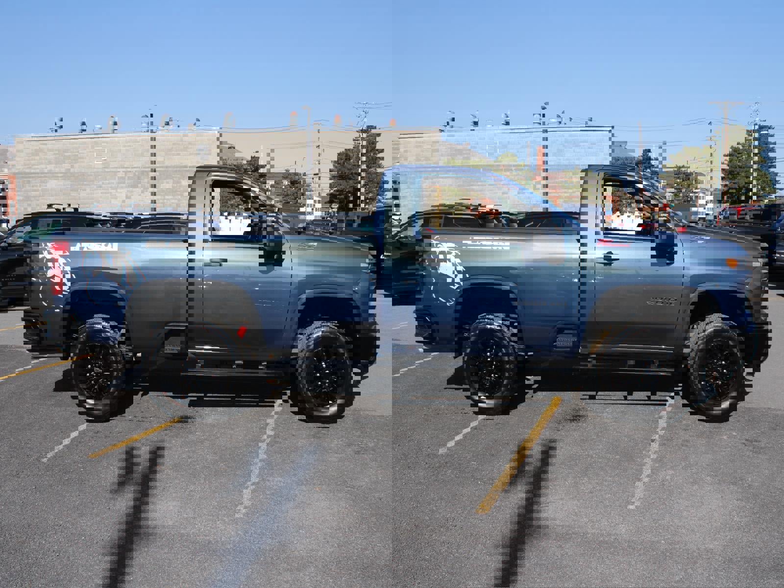 Used 2026 Chevrolet Silverado 2500 W/T image 4