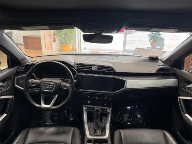 Used 2021 Audi Q3 2.0T Premium w/ Convenience Package AWD/4WD image 10