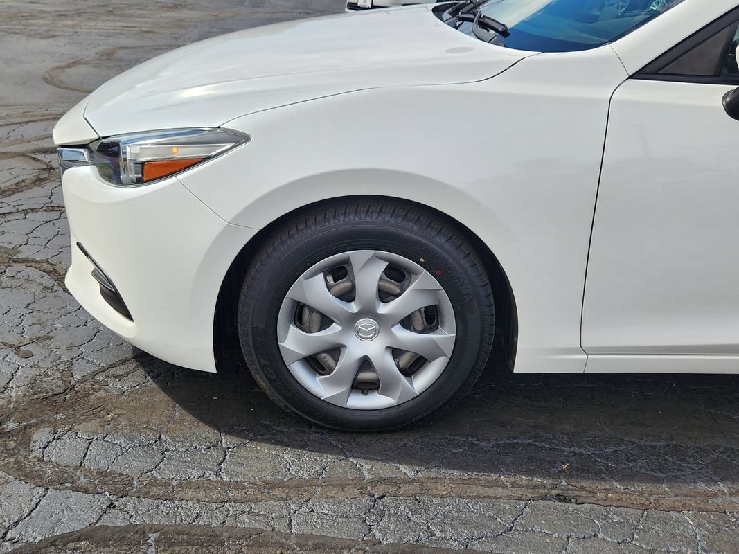 Used 2017 MAZDA MAZDA3 Sport FWD image 13