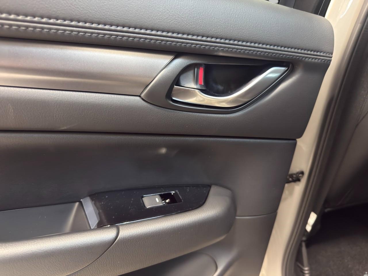 New 2025 MAZDA CX-5 AWD 2.5 S w/ Select Package image 19