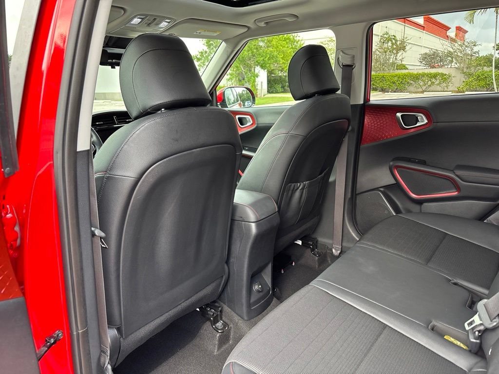 Used 2021 Kia Soul Turbo FWD image 22