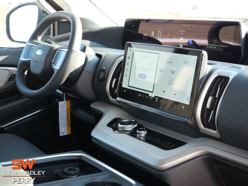 New 2025 Ford Expedition Active image 15