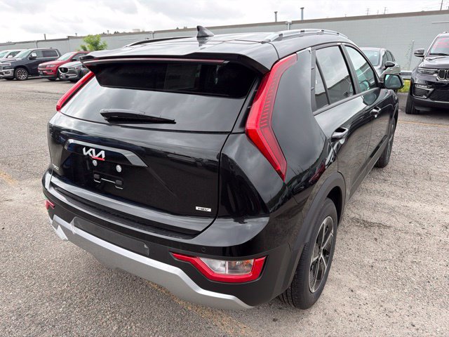 New 2026 Kia Niro EX FWD image 3