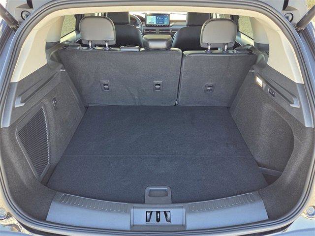 Used 2025 Lincoln Corsair Reserve w/ Jet Appearance Package image 13