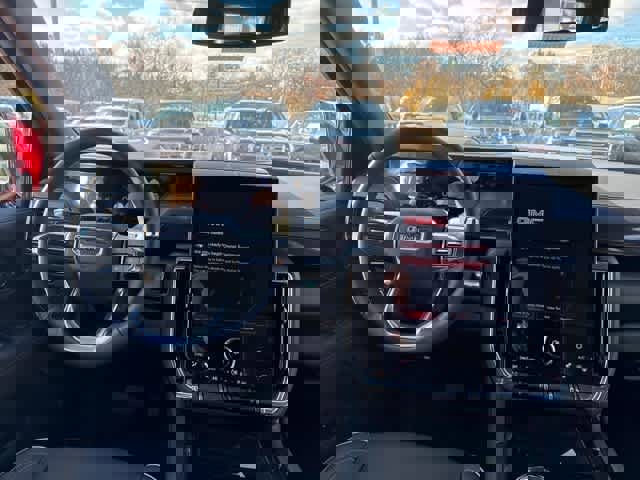 New 2026 GMC Yukon Elevation image 15