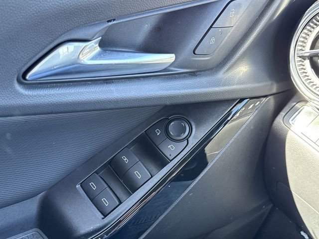 Certified 2025 Chevrolet Equinox LT w/ Safety and Technology Package image 15