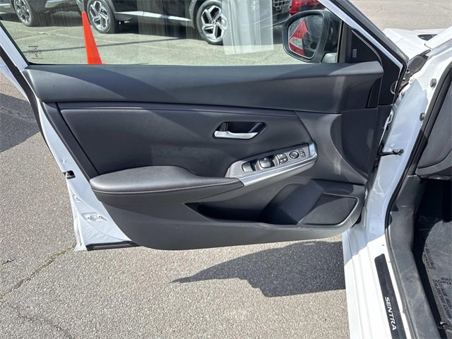 Used 2024 Nissan Sentra SR image 13