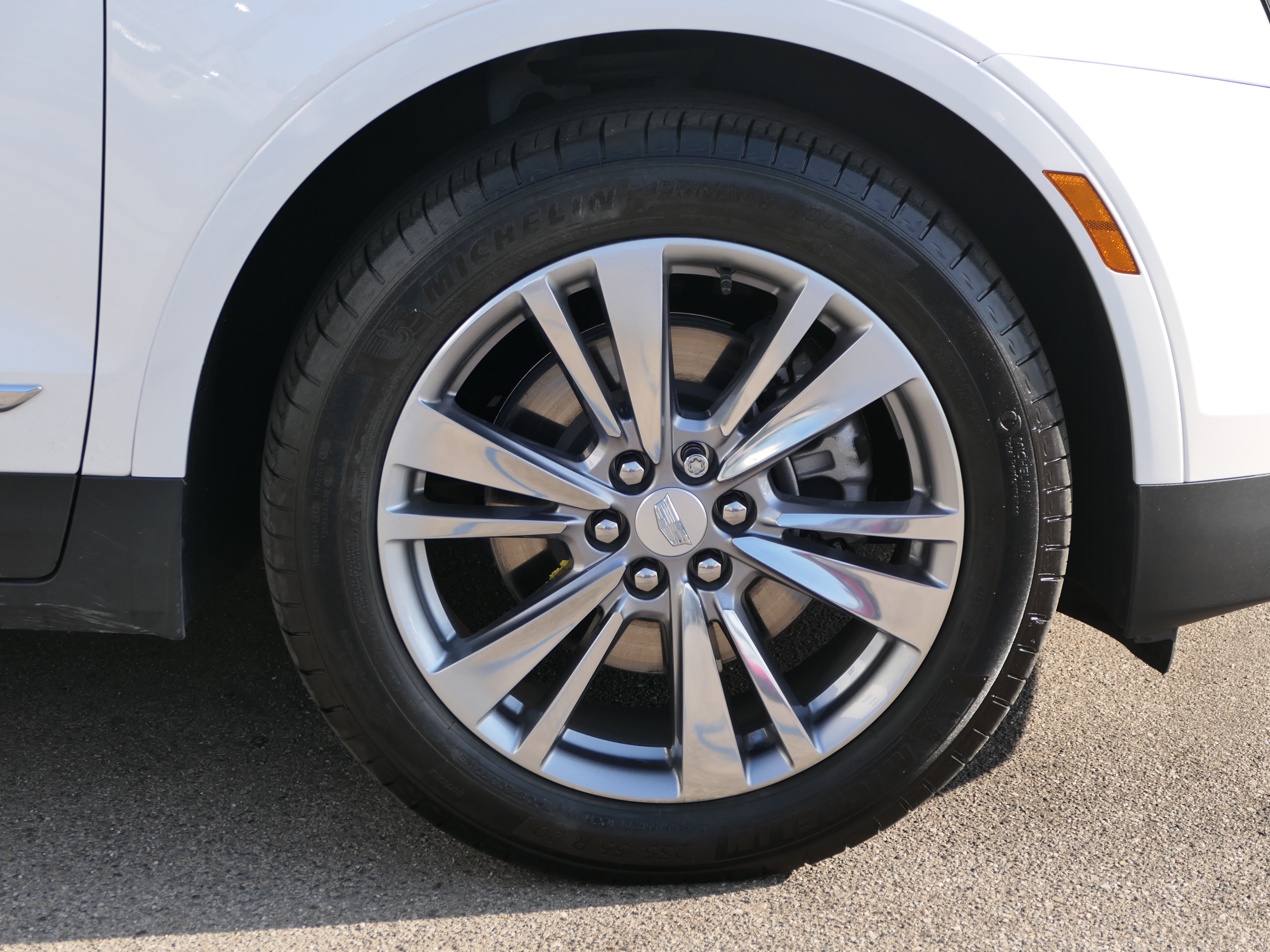 Certified 2024 Cadillac XT5 Premium Luxury FWD image 11
