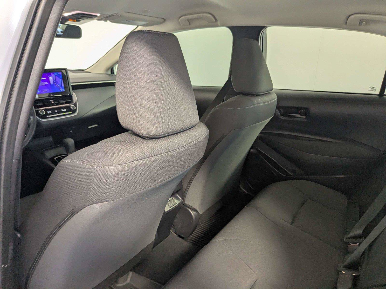 Certified 2025 Toyota Corolla LE FWD image 33