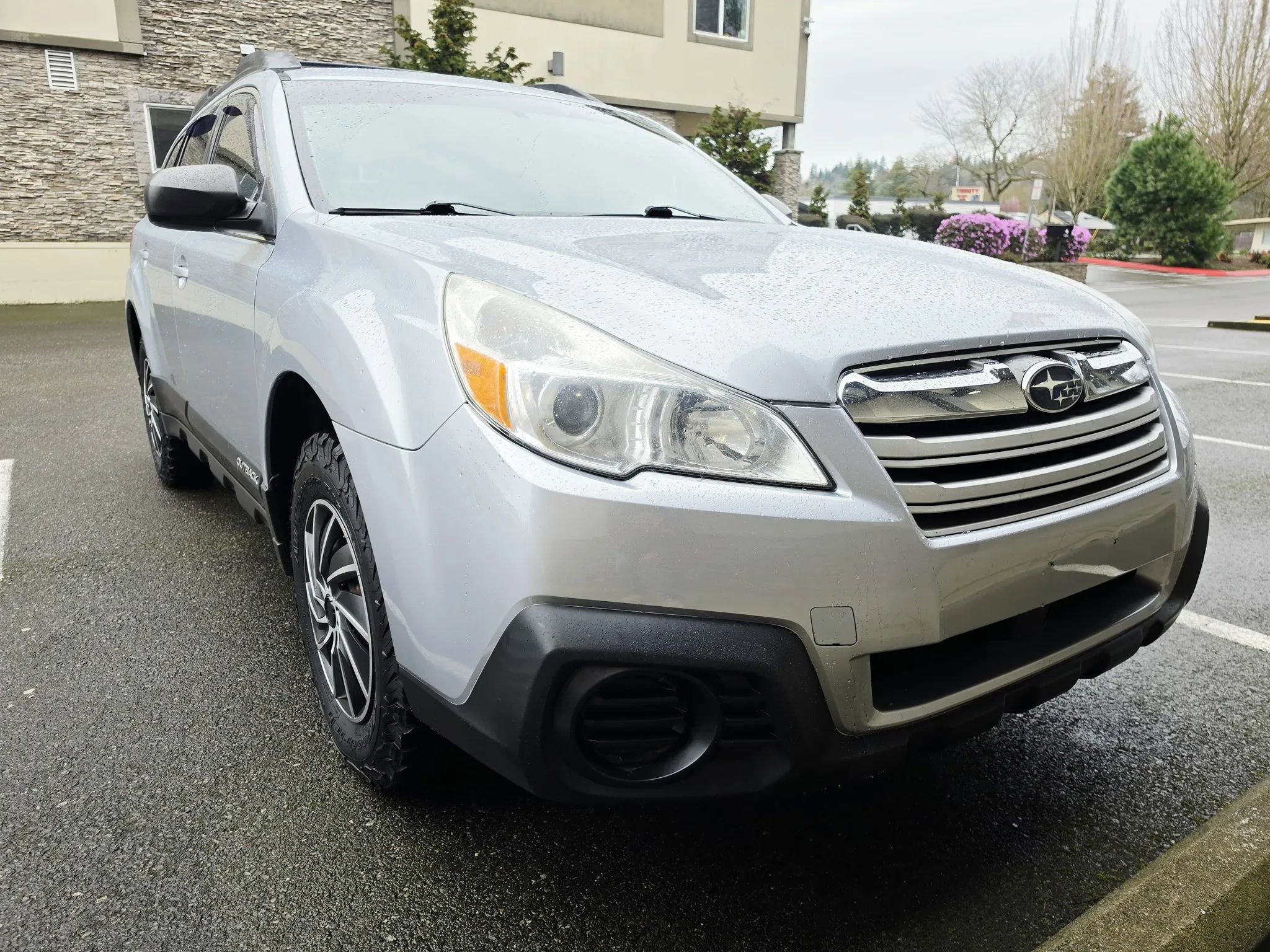 Used 2013 Subaru Outback 2.5i AWD/4WD image 7