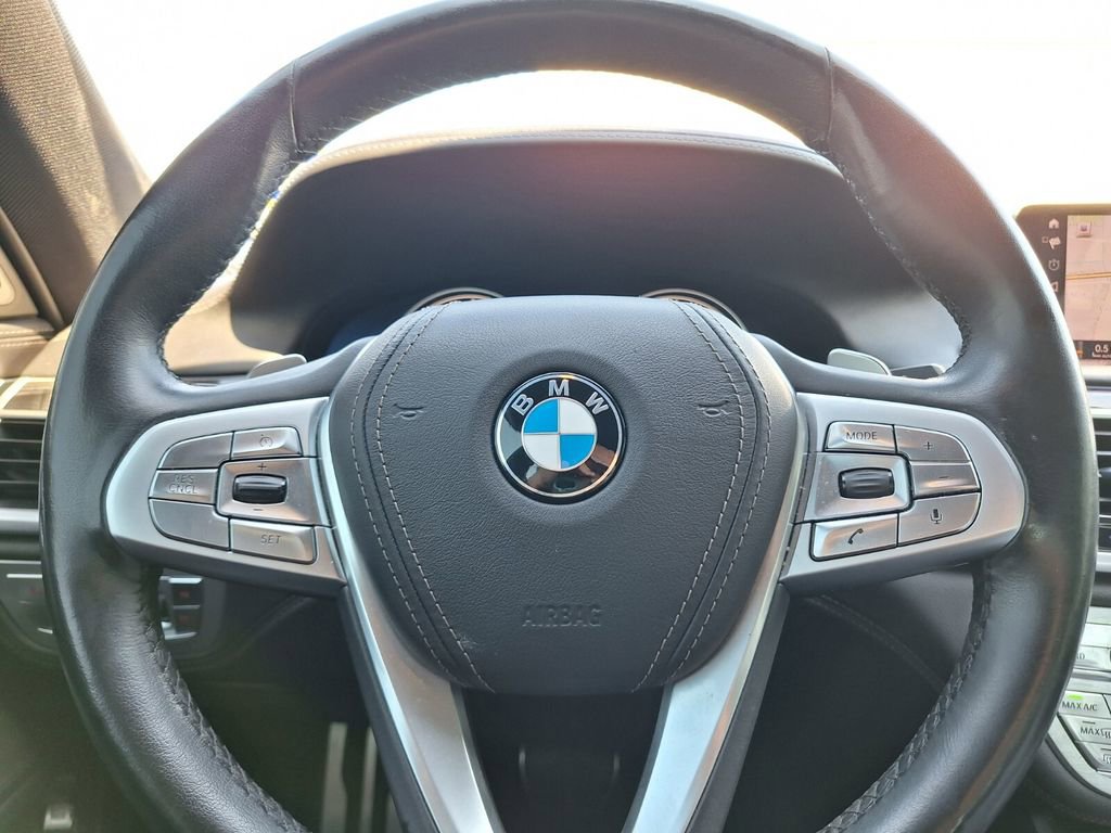 Used 2019 BMW 740i w/ Executive Package image 22