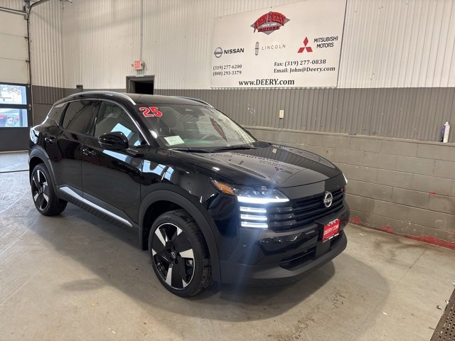 New 2025 Nissan Kicks SR image 1