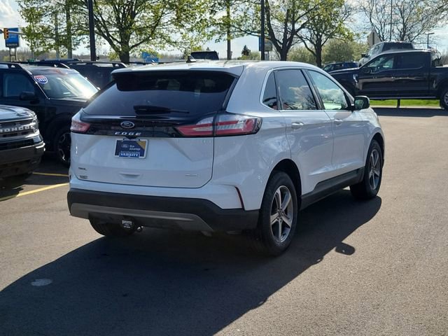 Certified 2023 Ford Edge SEL w/ Convenience Package AWD/4WD image 4