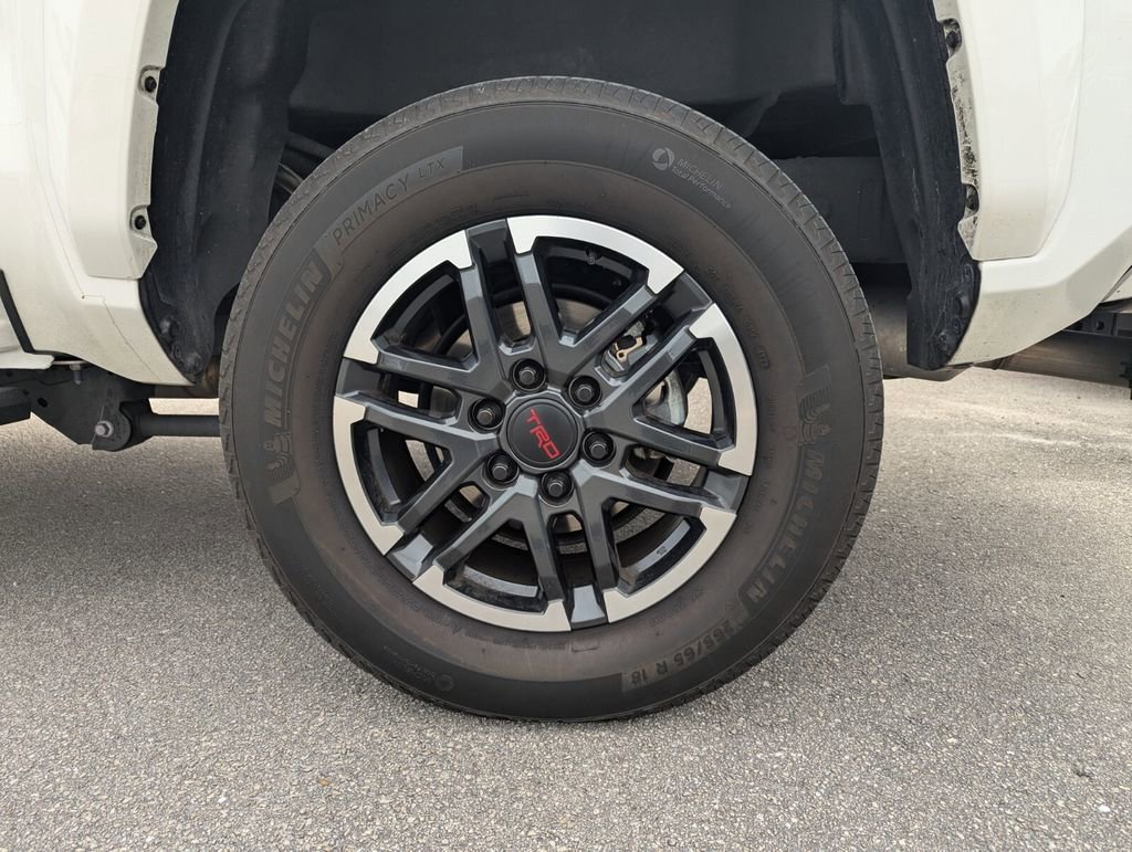 Used 2024 Toyota Tacoma TRD Sport w/ TRD Sport Upgrade Package image 15