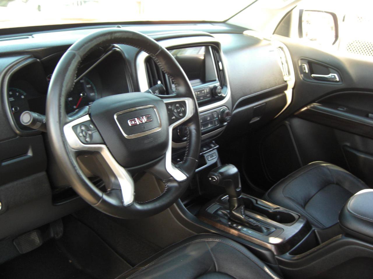 Used 2018 GMC Canyon SLT w/ Driver Alert Package image 6