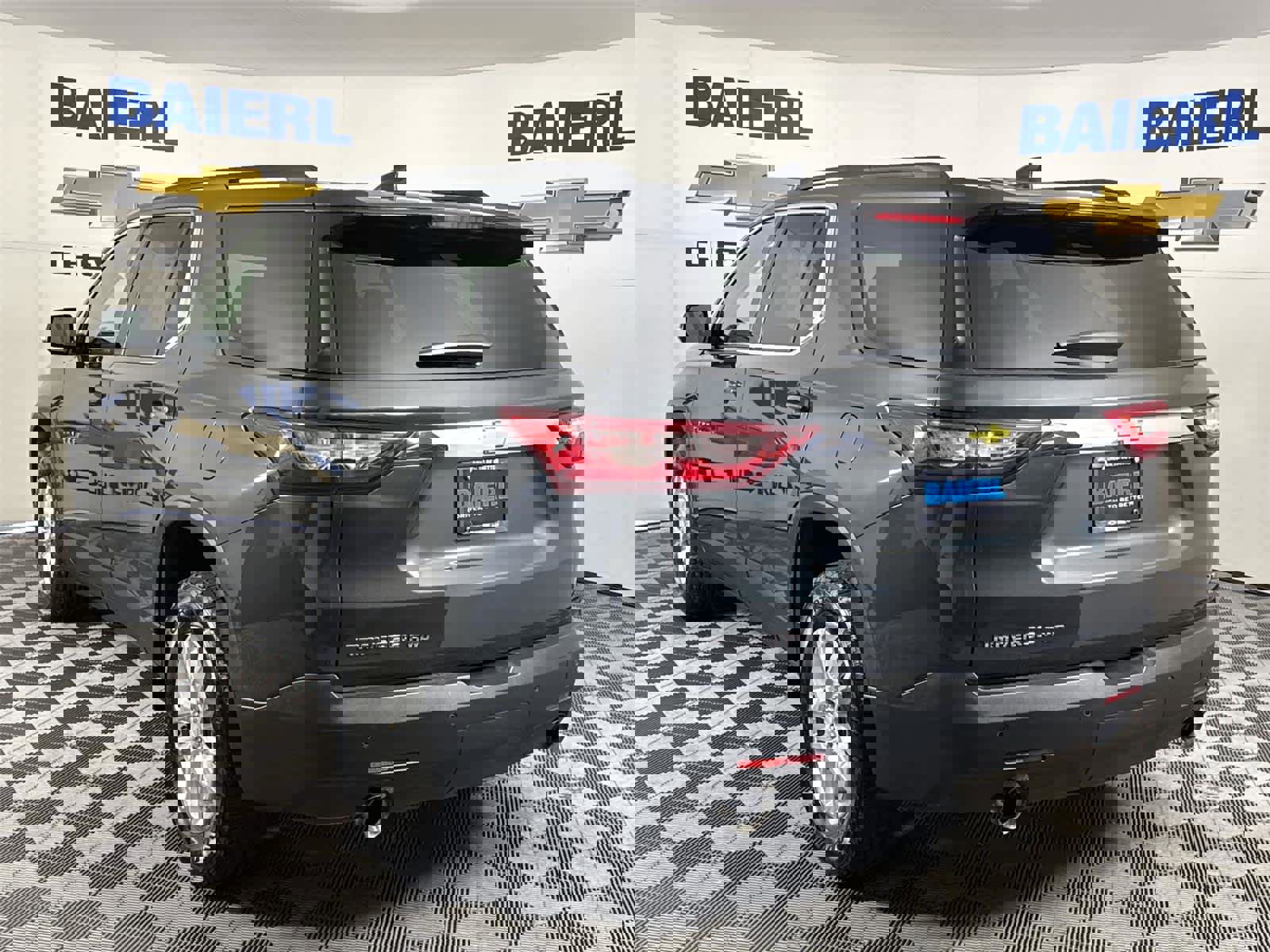 Used 2019 Chevrolet Traverse LT AWD/4WD image 3