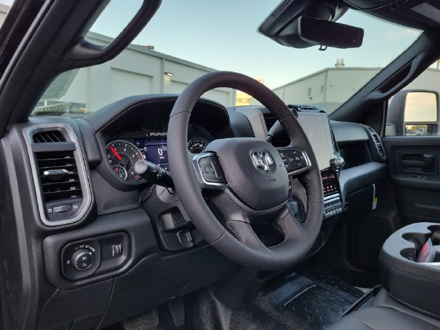 New 2026 RAM 5500 Tradesman AWD/4WD image 24