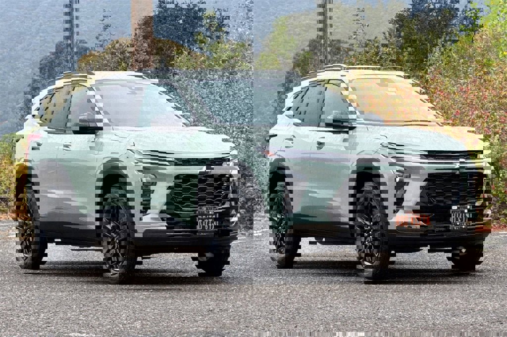 New 2026 Chevrolet Trax ACTIV w/ Driver Confidence Package image 2