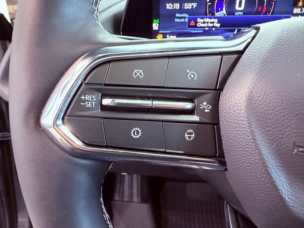 Used 2025 Chevrolet Traverse High Country image 24